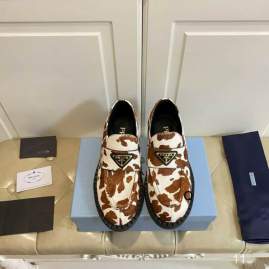 Picture of Prada Shoes _SKUPradasz35-40SY050318788